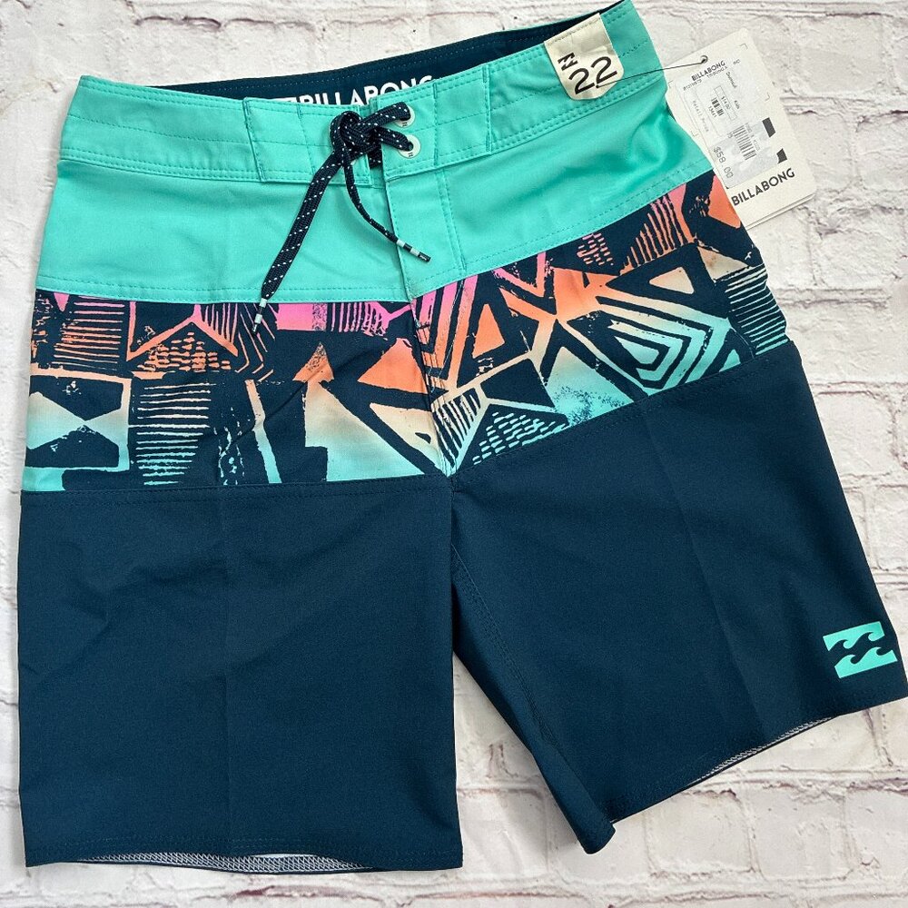 Billabong Boys' Tribong Pro Boardshorts Size 22